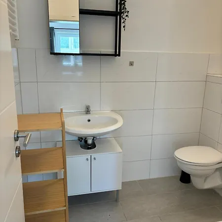 Modernes Studio Apartment Zentral In Krefeld Exterior photo