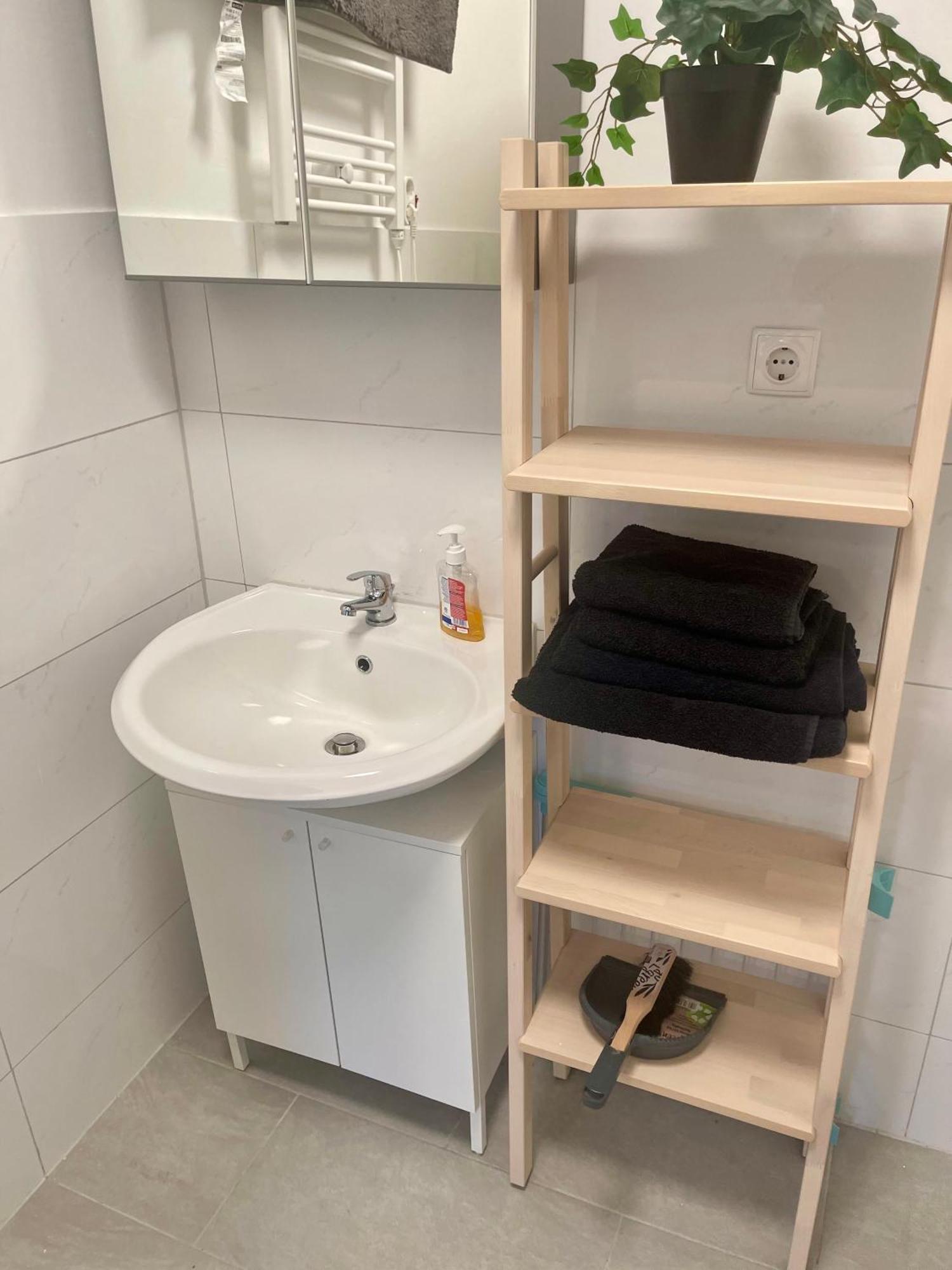 Apartment Modernes Zentral In *