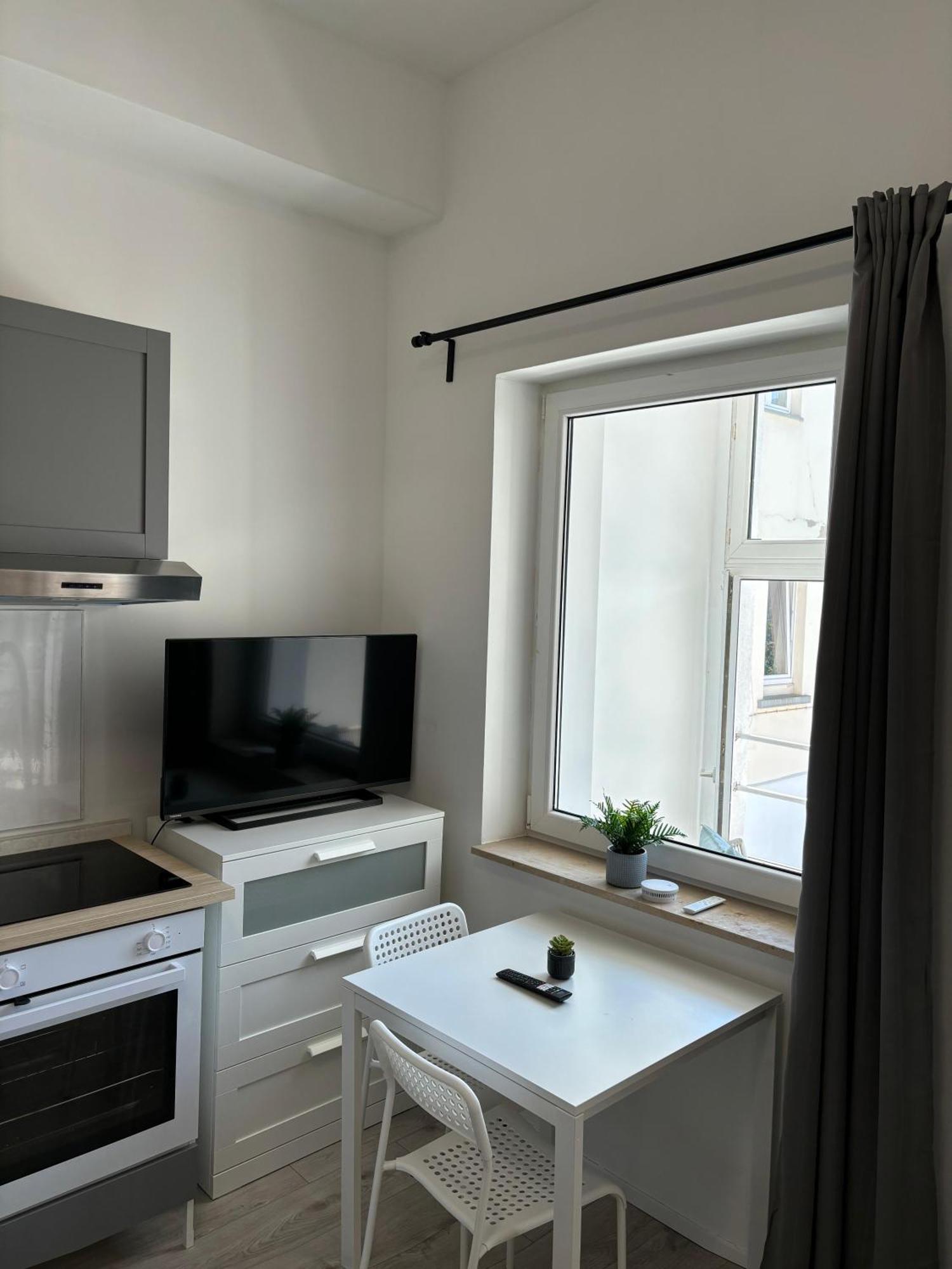 Apartment Modernes Zentral In *