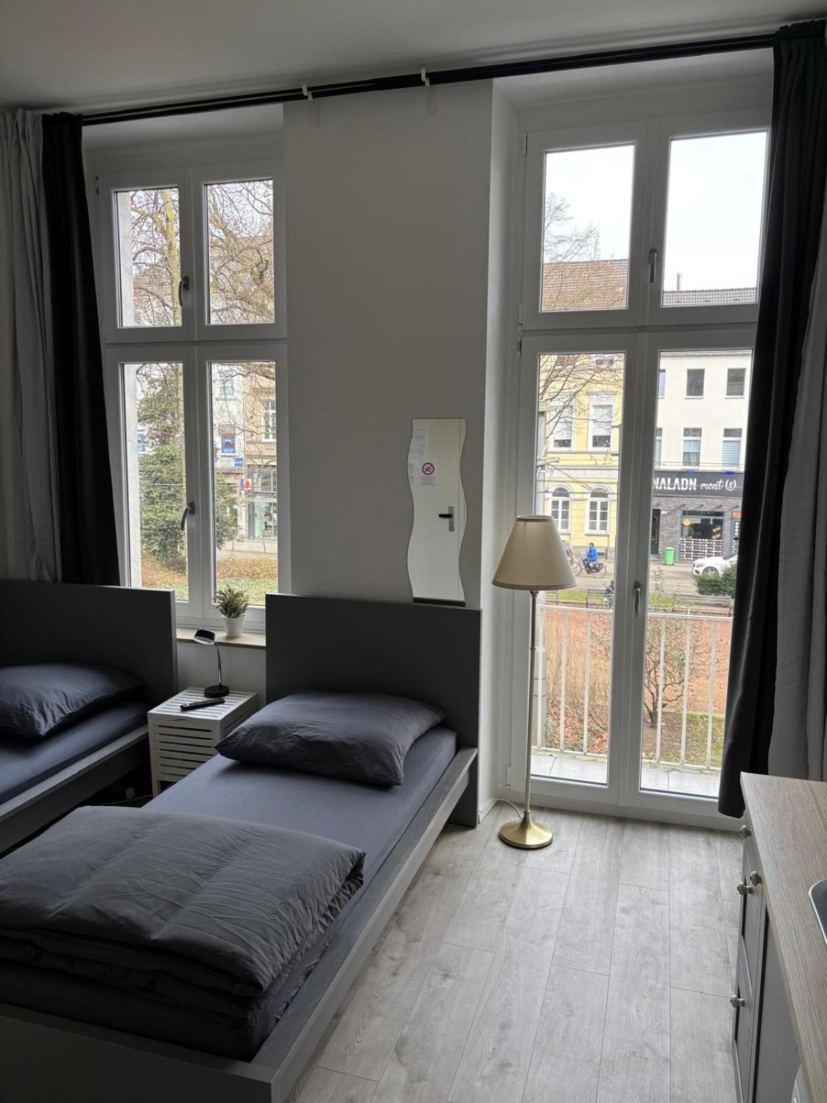 Modernes Zentral In *