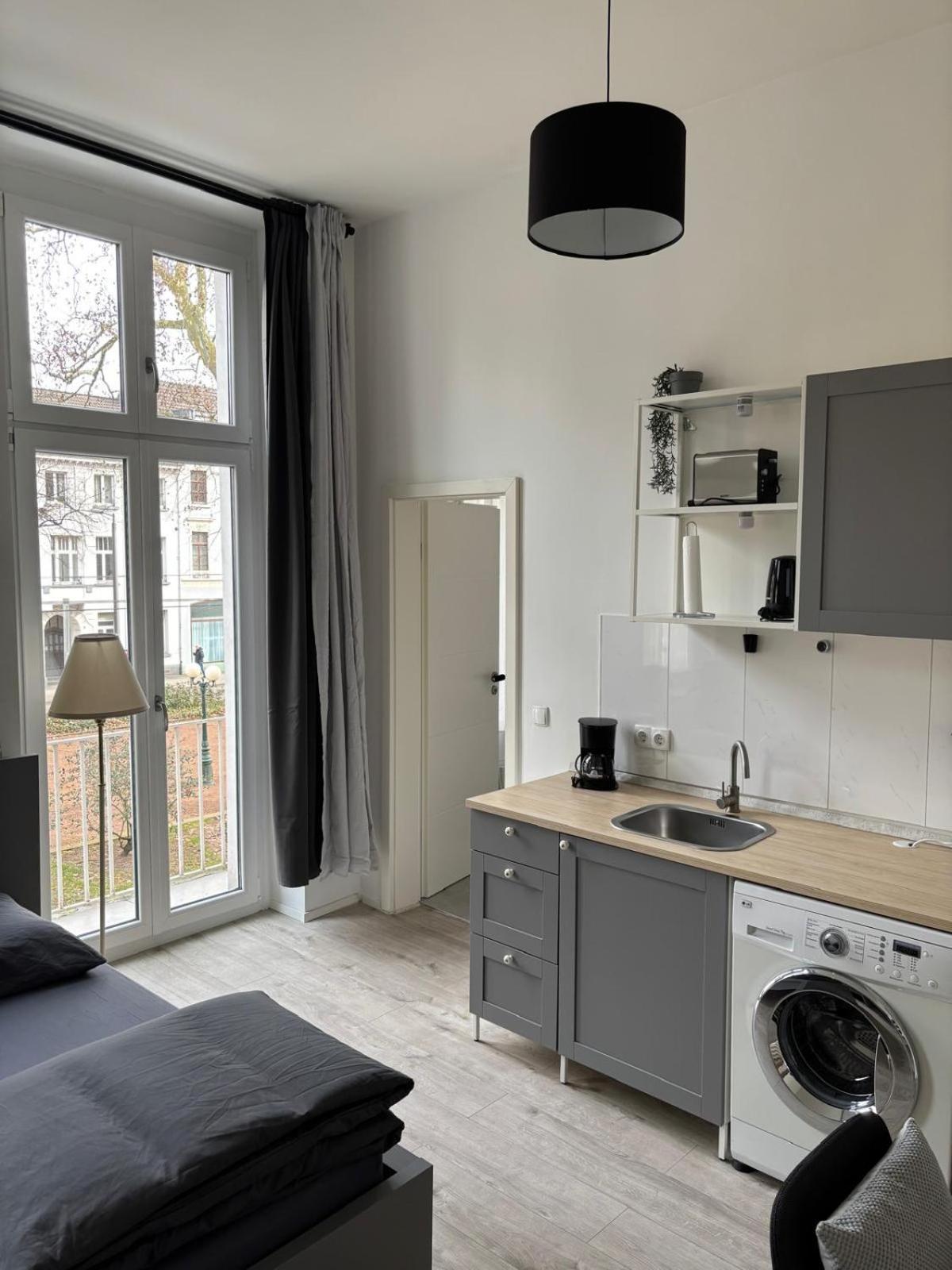 Apartment Modernes Zentral In *